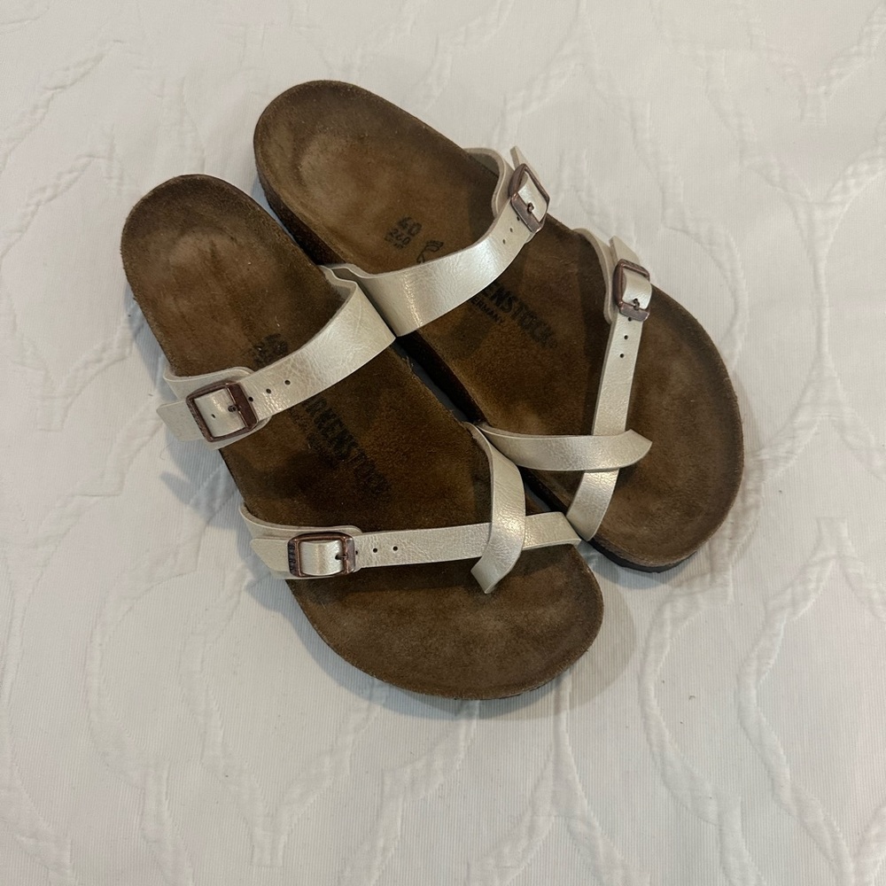 Birkenstock Pearl Mayari Sandals EUC Women’s Size 9 EU 40
